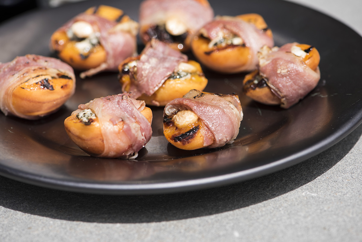 Grilled Apricots Stuffed with Blue Cheese