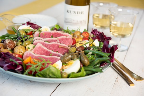 Tuna Nicosia Salad