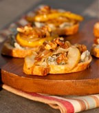Harvest Pear and Caramelized Onion Crostini