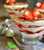 Fresh Strawberry Tiramisu Trifles